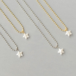 星パール ネックレス  星 シルバー ロングネックレス . シンプル ホワイトパール アジャスター付き  .  ボールチェーンネックレス
