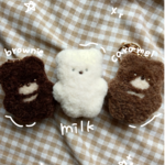 【白くまのぬいぐるみキーホルダー】マスコットキーホルダー　ふわふわ　くま　パンチニードル　フリーステッチング　刺繍　ビーズ　バッグチャーム