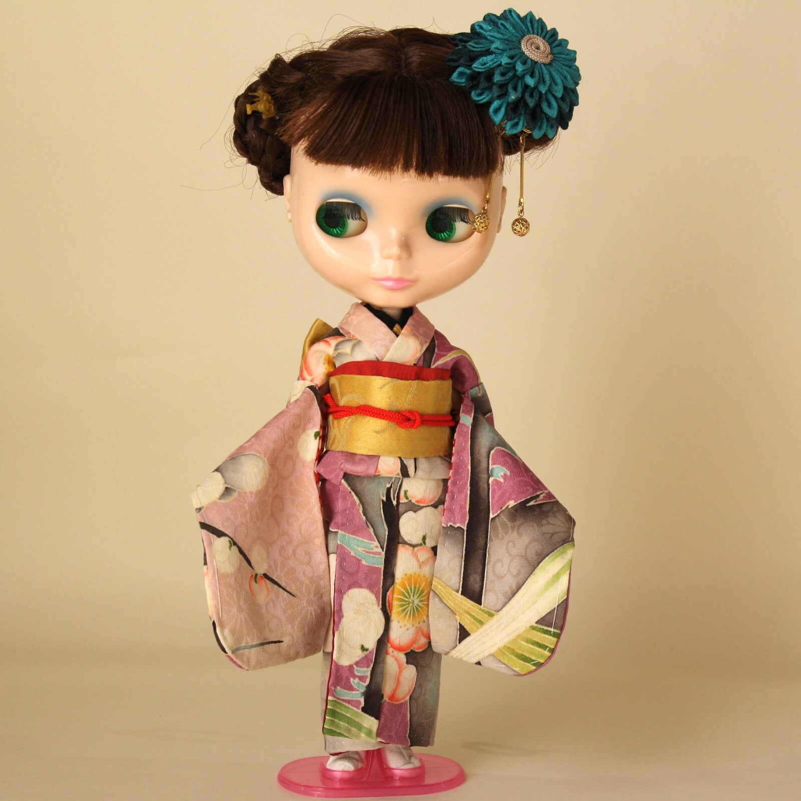 ブライス・リカちゃんアンティーク振袖セット》薔薇の着物とスミレの帯