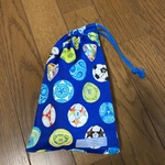 お箸が縦に入る☆サッカーボール柄 巾着 青
