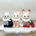 2点セット☆小さなイチゴ🍓とねこ🐈‍⬛のバッグと靴のセット シルバニアファミリーの赤ちゃんにぴったり
