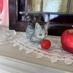 英国買い付け♪ヴィンテージ Goebel社 ハンドペイントの猫 磁器製/ポーセリン