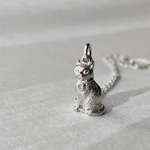 「M様オーダーメイド　ネコのペンダント」