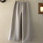 カシミヤウール（エクルベージュ）で作ったワイドパンツ