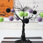 Halloween tree  B