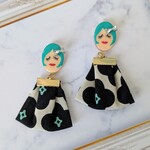 居眠り女の子とリボンタッセルピアス＊イヤリング