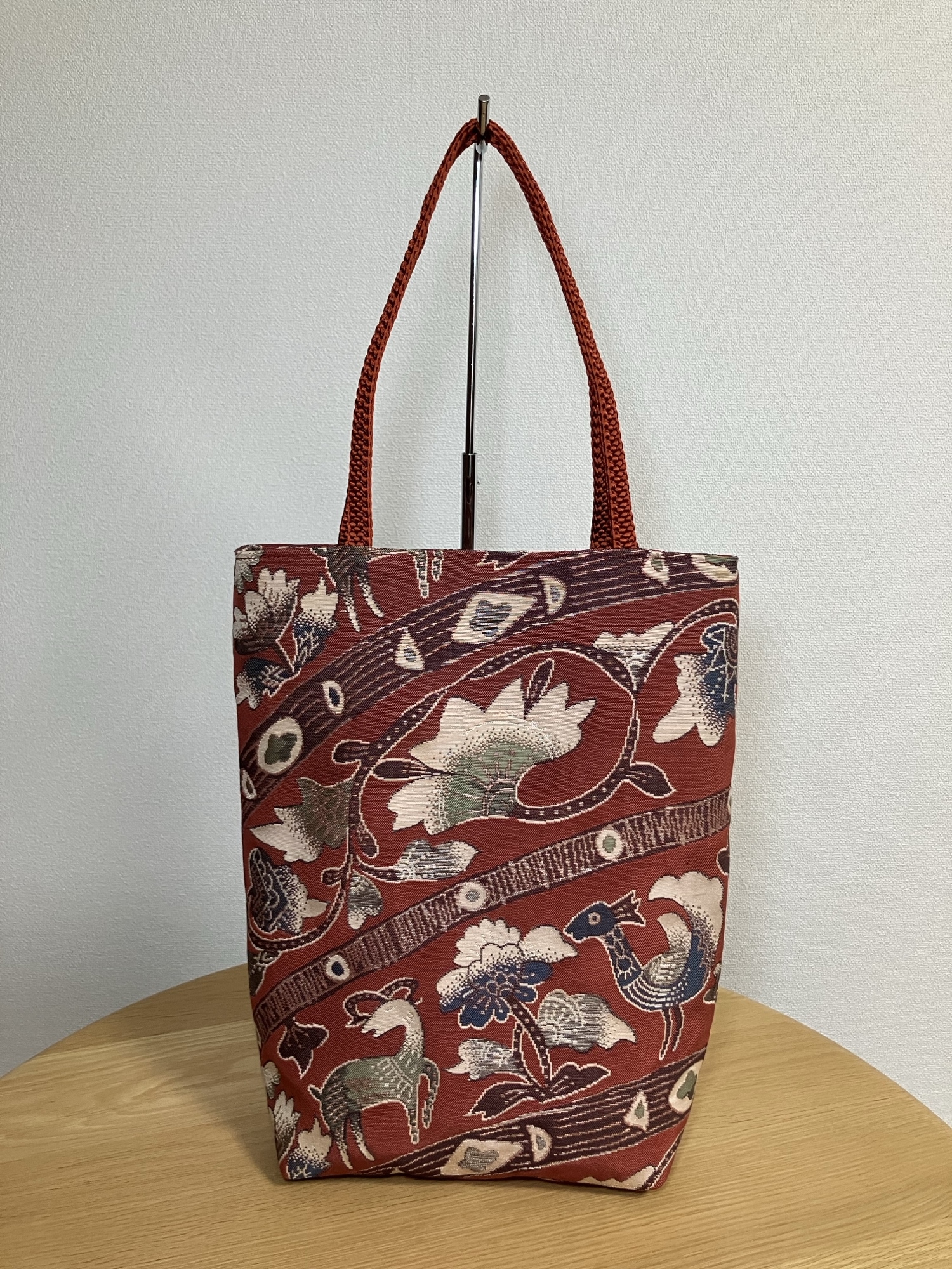 帯のトートバッグ