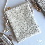 27日(土)21時🕘〜販売！冬の新作❄️インド刺繍リボンスマホポシェット アイボリー♡スマホショルダー お散歩ショルダー サコッシュ　　4,380円