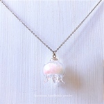 レインボークラゲのネックレス jellyfish necklace