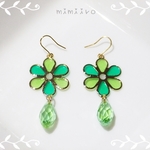 フラワーコネクター・ティアドロップ＊Green（ピアス）