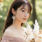 【花嫁さん必見❤️大ぶりホワイトフラワーに小ぶりなフラワーとパールが揺れる フープピアス／イヤリング 】ウエディング 結婚式 ブライダル 大ぶりお呼ばれ フォーマル 金アレ対応  ユリジャスミン