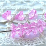 お花　薄く濃い目のピンク　チェコビーズCzech Glass Beads10個