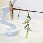 眼鏡に付けるアクセサリー　メガネチャーム　メガネアクセサリー　鈴蘭