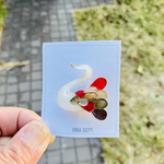 白鳥のブローチ🦢（紅系）