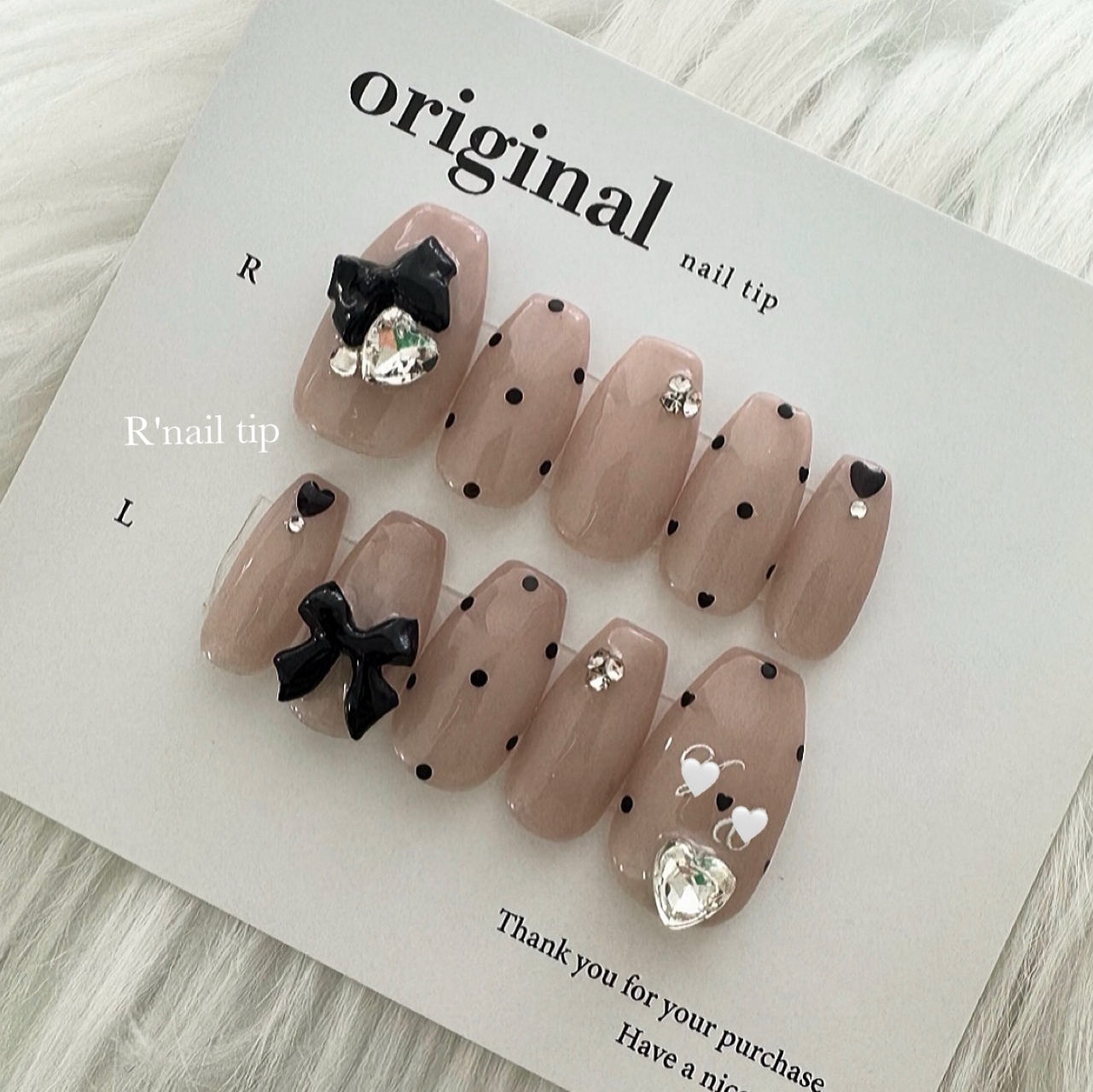 no.112 選べるイニシャル ドット ribon heart🖤nail ちゅるんカラー