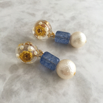 《SALE》黄色のドライフラワー×ブルーのイヤリング