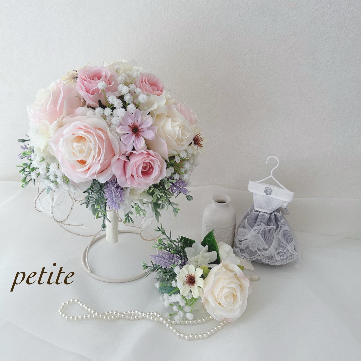 ピンクベージュスリーズリボンヘアゴム - petite | minne byGMOペパボ