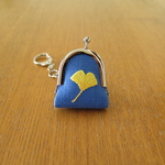 手刺繍の豆がま口〈イチョウ〉