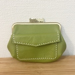 ぱかっと開くとお部屋が3つの親子がまぐち♪外ポッケが付いたダブルにゃんこ口金の四角い本革ミニ財布