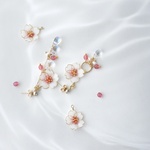 寒桜~立春のころ~　イヤリングorノンホールピアス　和服 成人式 卒業式 入学式 初詣 和風 着物コーデ