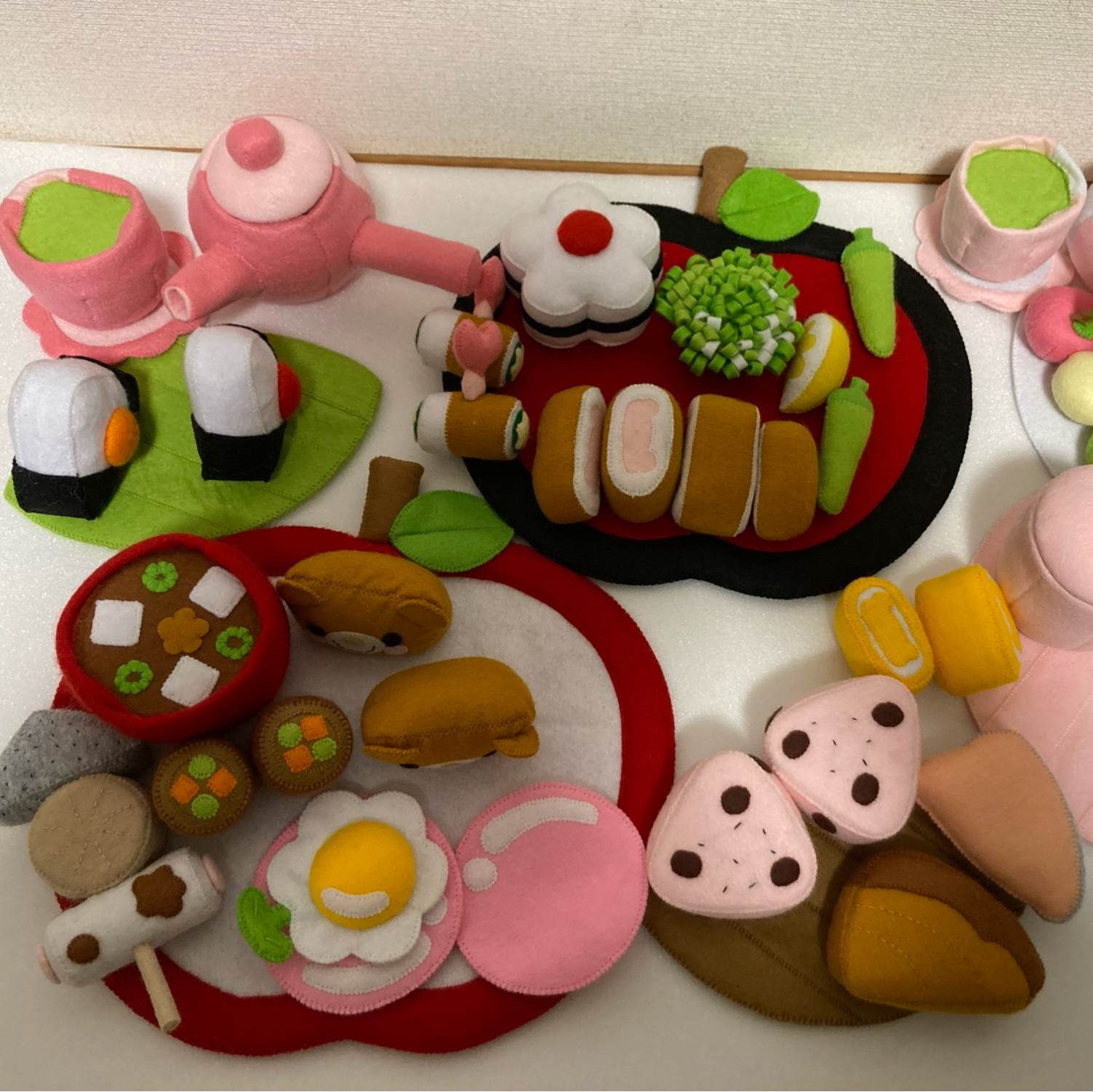 フェルトおままごと パン屋さんセット - LITTLERABBIT'S GALLERY