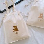 ＼ 名入れ ／　持ち手付き 巾着 くま ベアー 筆記体 名前 お着替え袋 体操服袋 巾着袋 体操服入れ 子供用 小学生 幼稚園 保育園 男の子 女の子 手提げ袋