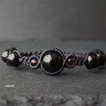 モリオン(黒水晶)を9粒使用した魔除けブレスレット - black - ＜金属フリー＞
