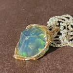 アンダラクリスタル」グリーンフェアリーティア 金色が浮かぶ𓂃𓂂𓏸