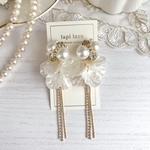 パールビジュー 花びら チェーン《ピアス/イヤリング》