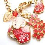赤桜のコップうさぎちゃんバッグチャーム　レジン