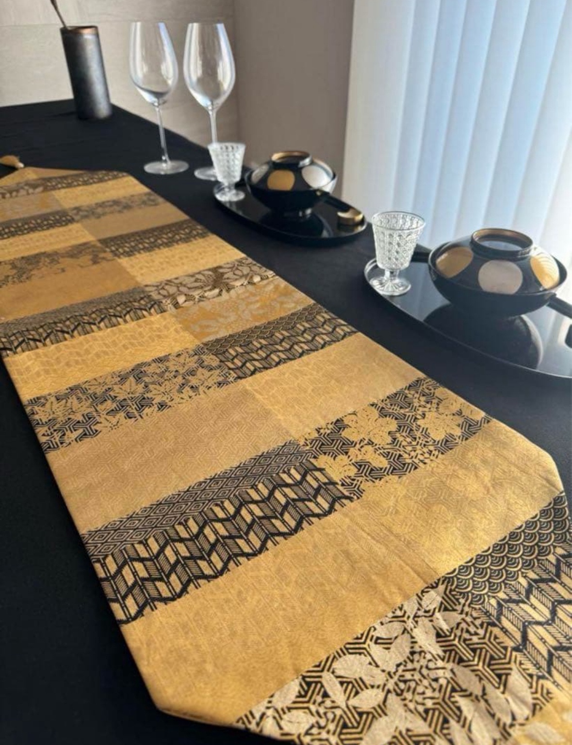 ◼︎801◼︎高級袋帯 正絹 葡萄 タッセル付き！テーブルセンター(117cm) ◼︎801◼︎高級袋帯 正絹 葡萄 タッセル付き！テーブルセンター(117cm