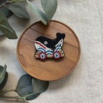 《郷土玩具シリーズ》ビーズ刺繍・鯨車ブローチ《受注生産》
