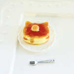 ぶあつい猫スフレパンケーキキーホルダー