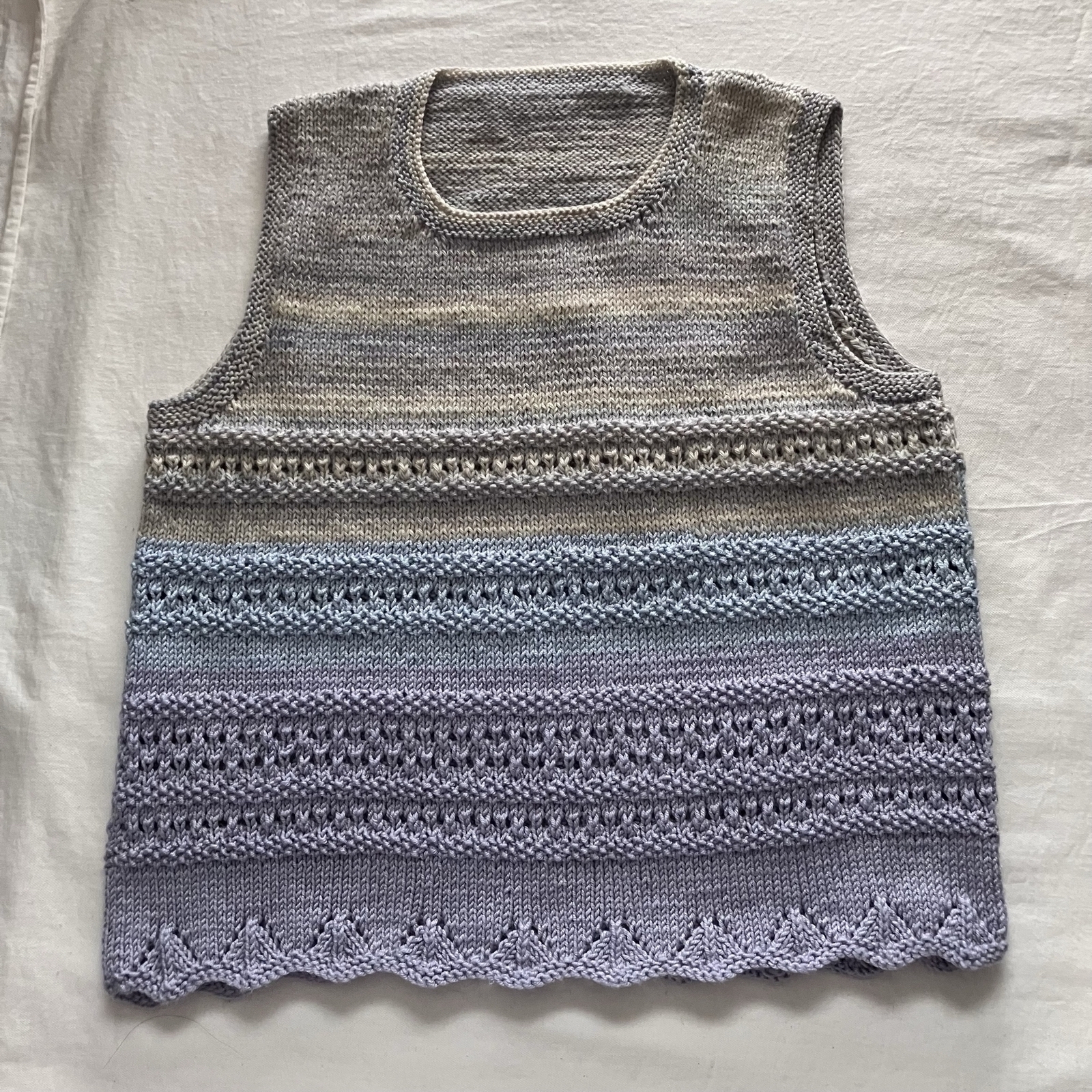 ハンドメイド　ニット　ベスト