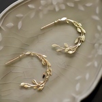 新作　高品質　18K　金18　繊細　上品　高品質　ナチュラル　大人可愛い　リーフ　葉っぱ　SILVER925 　フープ　スタッド　ピアス