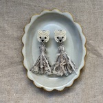 《animaux・ビーズ刺繍》しろくまタッセルイヤリング（クリップ式）