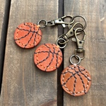 kozu-k様用　バスケットボールのチャーム　2個セット　ヌメ革本革オイルレザー　basketball ストラップ