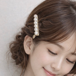 H97.再販！大人気💗パールヘアクリップ ヘアピン バレッタ ヘアアクセ シンプル 大人可愛い 春夏 秋冬 エレガント キラキラ 上品 デート 女子会 お呼ばれ 二次会 ドレス プレゼント ギフト