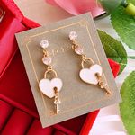 数量限定❣️ 大人可愛いෆ˚*バレンタイン💝 ハート 南京錠 🗝⟡.·️🔒揺れる♪ ハンドメイド ピアス イヤリング レディース アクセサリー
