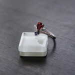 ガーネット＆ブルーサファイア　ペアシェイプ　VラインCZリング　SILVER925