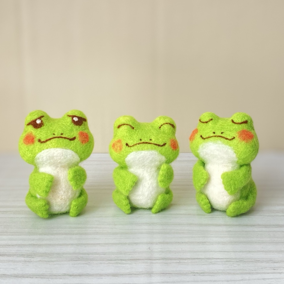 福が帰る】にっこり福カエル＊羊毛フェルト＊縁起物＊手のひらサイズ