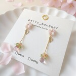 【ひと足早く春気分♪】   桜色の刺繍糸かぎ針編みお花   揺れるビーズがかわいい  桜  春のお花  ピアス  ノンホールピアス  アレルギー対応