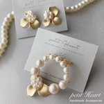 Perle Petale♡ ゴールドフラワーとパールのブローチ♡ セレモニー　入園　入学　卒園　卒業　式　謝恩会　発表会　フォーマル　ウェディング　ブライダル