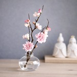 《ずっと咲いている》桃の花の一輪挿しアレンジ／ひな祭りに毎年飾れる春の花