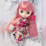 リカちゃん・ブライスアウトフィット◇華やかな振袖 ◾︎赤黒系 Blythe オビツ22
