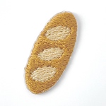 フランスパンの刺繍ワッペン｜アイロン接着・アップリケ・洗濯OK｜ナチュラルカラー（茶色・ベージュ）・カフェ風・通園グッズ・プチギフト・かわいいパンモチーフ・刺繍雑貨・入園準備におすすめ・ハンドメイド