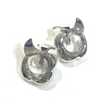 【VINTAGE EARRING】2085  りんごモチーフ 高級Bergdorf Goodman／アップル　シルバーカラー大人の可愛さを添えるヴィンテージ　アンティーク　クラシック果物2026年