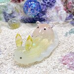 Uo775［メンダコ］宇宙を宿すガラスのウミウシ
