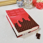 【♡2/14までSpecial price♡】板チョコ柄ブックカバー（ラズベリーレッド）