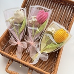 チューリップのミニブーケ🌷 枯れない花 ギフト　卒業　入学　プレゼント　誕生日　ニューボーン　インテリア　母の日　退職祝い　ハーフバースデー　結婚式　ニットフラワー